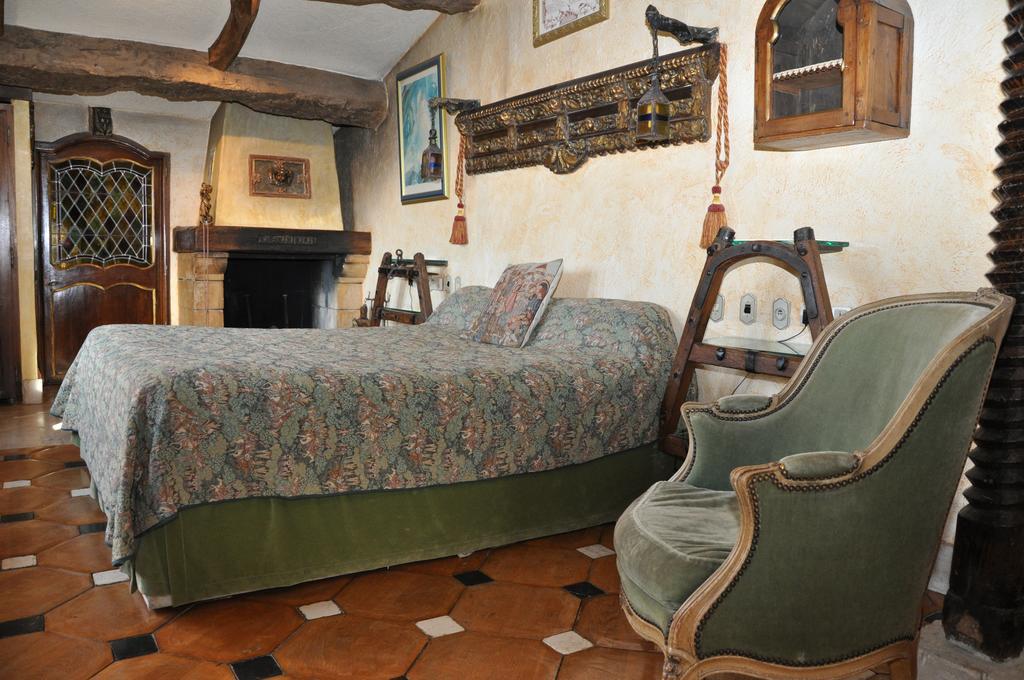 Chateau Hotel La Vignette Haute Auribeau-sur-Siagne Bilik gambar